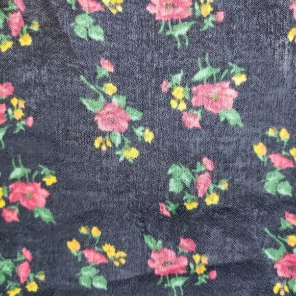 BP. Floral Scalloped Satin Camisole - Picture 6 of 7
